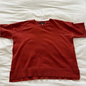 Cable & Gauge Women's Rust Crewneck Top